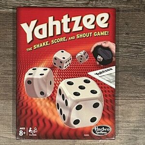 Hasbro Yahtzee Dice Game - Classic Dice Game
